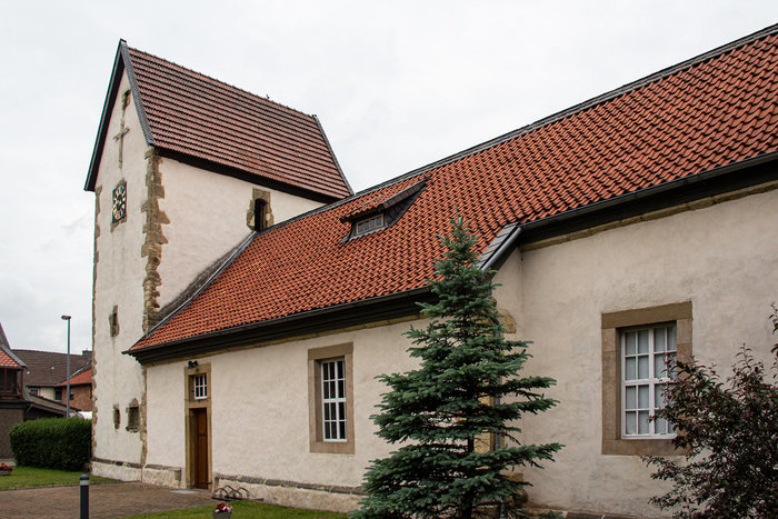 he-kapel-aussen.jpg